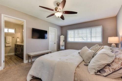 130 Remington Dr, Folsom CA  95630-4824 exterior