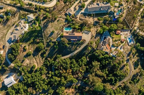 39386 Chaparral Dr, Temecula CA  92592-8822 exterior