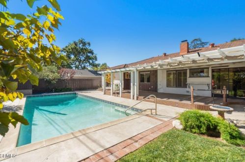 4810 Daleridge Rd, La Canada CA  91011-3725 exterior