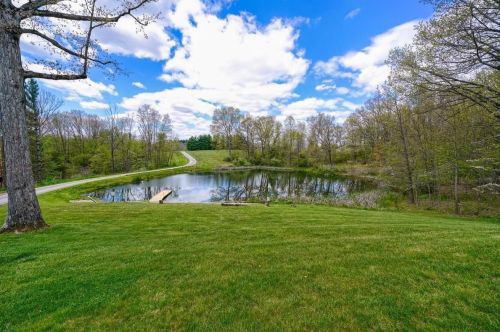 15710 Union Rd, Laurelville, OH 43135-9506