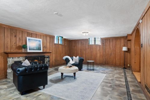 4108 Lk Dr, Milwaukee WI 53211-1719 exterior