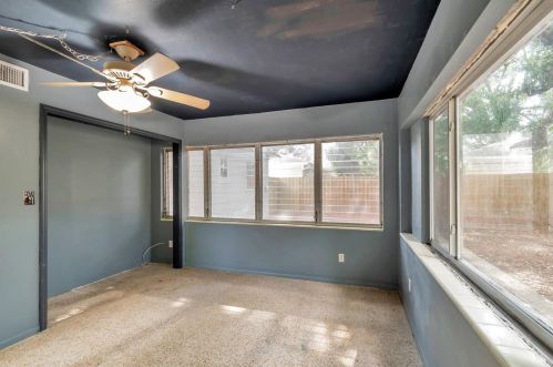 5461 43rd Ter, Saint Petersburg FL  33714-3624 exterior