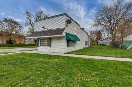 550 169th St, Hammond, IN 46324-1917