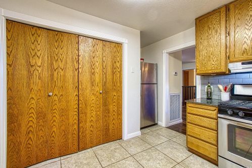 24111 Birch Ter, Willits CA  95490-9505 exterior