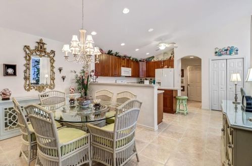 1021 Jardin Dr, Naples, FL 34104-6614
