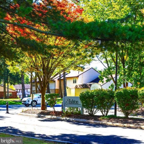 104 Stone Hurst Ct, New Castle, DE 19720-3944