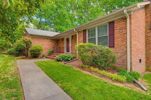 2305 Musket Ln, Greensboro, NC 27455-1820