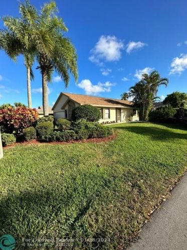 2622 13th St, Delray Beach FL  33445-1327 exterior