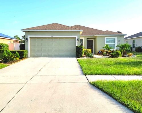 5024 Brenton Manor Ave, Winter Haven, FL 33881-2801