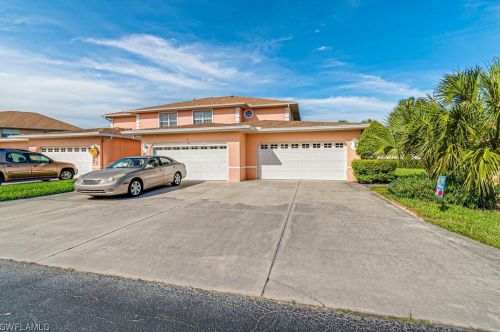 19999 Lake Vista Cir, Lehigh Acres, FL 33936-7635
