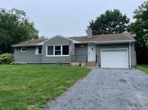 19 Cedar Ave, Miller Place, NY 11764-2004