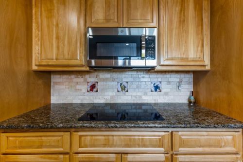 858 Sanel Dr, Ukiah CA  95482-9604 exterior