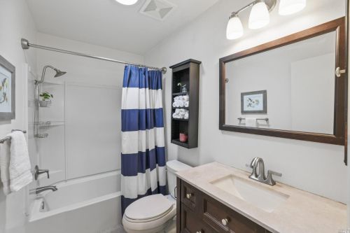 218 Sandalwood Ct, Vacaville CA  95687-5238 exterior