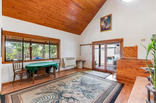 6900 Ridgewood Rd, Willits, CA 95490-7766