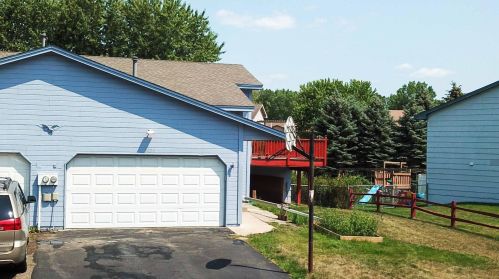 7054 19th St, Saint Paul, MN 55128-5426