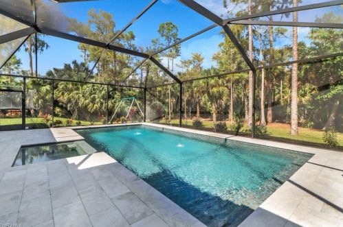 421 35th Ave, Naples FL  34120-1356 exterior