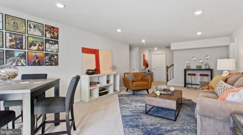 101 Brookside Ln, Gettysburg PA  17325-2026 exterior