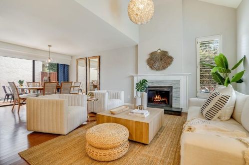 402 Hogarth Ter, Sunnyvale, CA 94087-2739