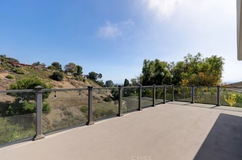 30792 Ganado Dr, Palos Verdes Estates CA  90275-6224 exterior