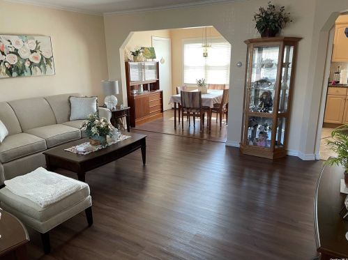 29 Halycon Rd, North Lindenhurst, NY 11757-6702
