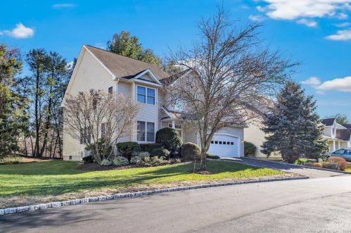 224 Fitch Pass, Bridgeport, CT 06611-5602