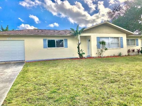 4120 29th Pl, Naples, FL 34116-8302
