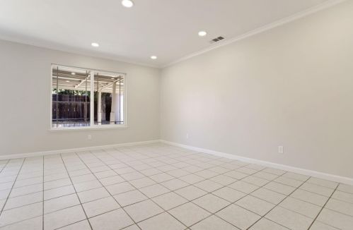 2321 Jeanine Dr, Modesto CA  95355-4064 exterior