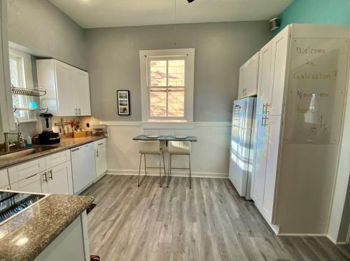 811 10 St, Galveston TX 77550-5118 exterior