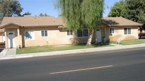 1301 Chester Pl, Bakersfield, CA 93304-3073