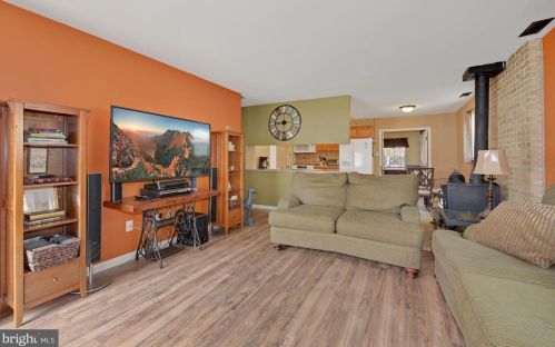 62 Delaware Ave, Erial NJ 08081-1223 exterior