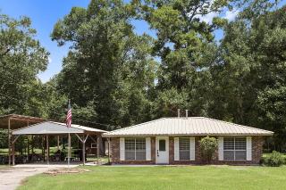 10743 Old Settlement Rd, Zachary, LA 70791-8632