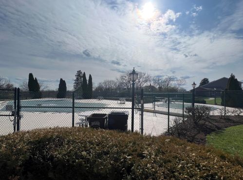 2926 Vista Ct, Covington KY  41017-3687 exterior