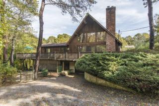 80 Hills Station Rd, South Hampton, NY 11968-3726
