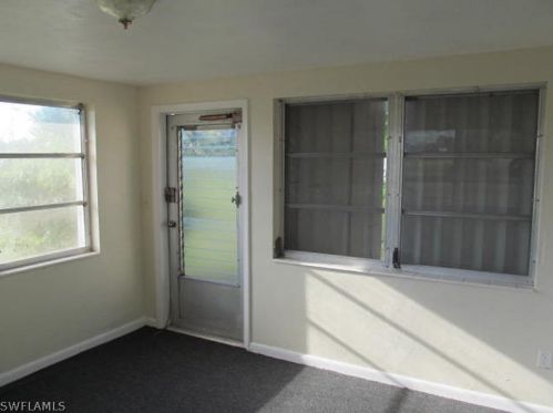 1515 Medford Pl, Lehigh Acres FL  33936-5941 exterior