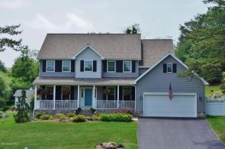 495 Equestrian Ln, Lewisburg, PA 17837-6645