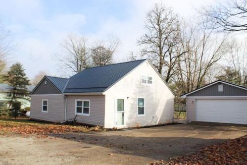 20 Liberty St, Marengo, OH 43334-9317