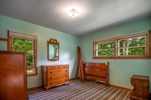 856 Sugar Hollow Rd, Hermitage PA  16148-2414 exterior