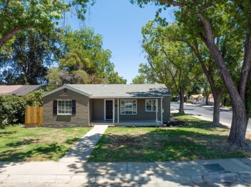 202 Camellia Way, Modesto CA  95354-2817 exterior