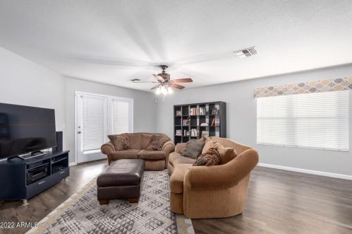 8837 11th Pl, Phoenix AZ  85020-3014 exterior