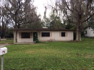 808 Whiteway Dr, Brooksville, FL 34601-1219