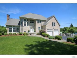 732 Spruce Brook Rd, Southbury, CT 06488-1034