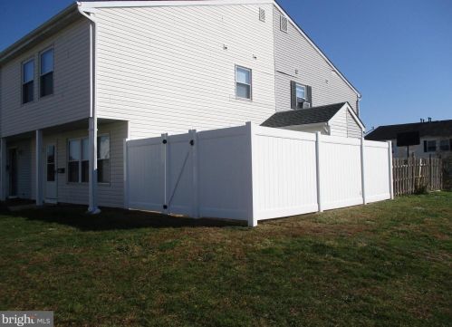 6 Lawrence Ct, Erial NJ  08081-1931 exterior