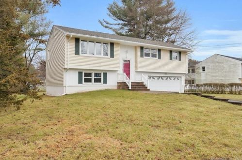 108 Georgetown Rd, Bristol, CT 06010-5593