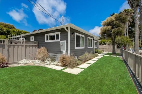 188 Ramona Ave, Pacifica CA  94044-3044 exterior