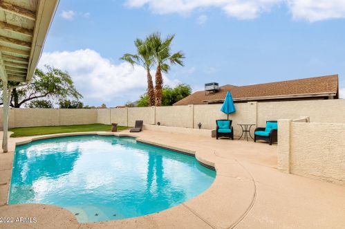 4344 Cielo Grande, Glendale AZ  85310-3929 exterior
