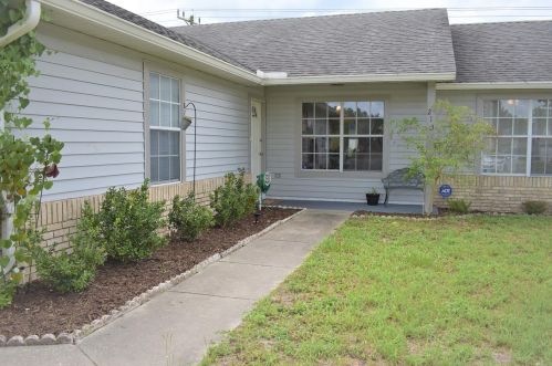 213 Hampton Ct, Sanford, FL 32773-7317