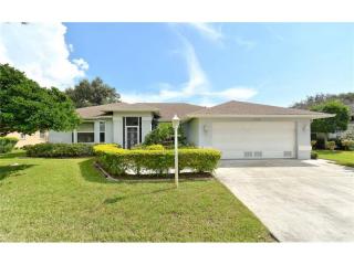 5762 Sandy Pointe Dr, Sarasota, FL 34233-3510