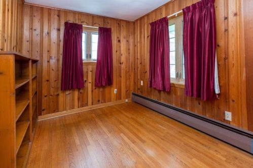 406 Davis Ave, Somerset PA  15501-1714 exterior