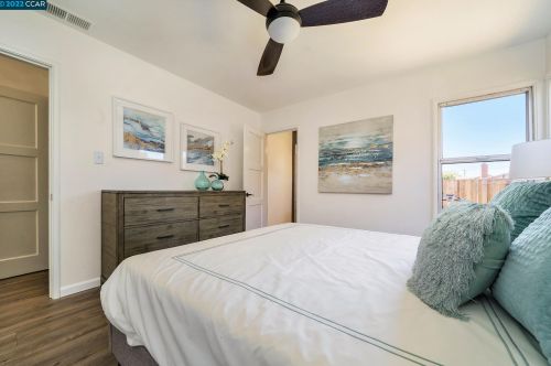 17349 Via Alamitos, San Lorenzo CA  94580-3503 exterior