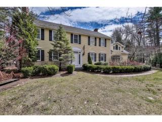 12 Nathan Lord Rd, Amherst, NH 03031-3061